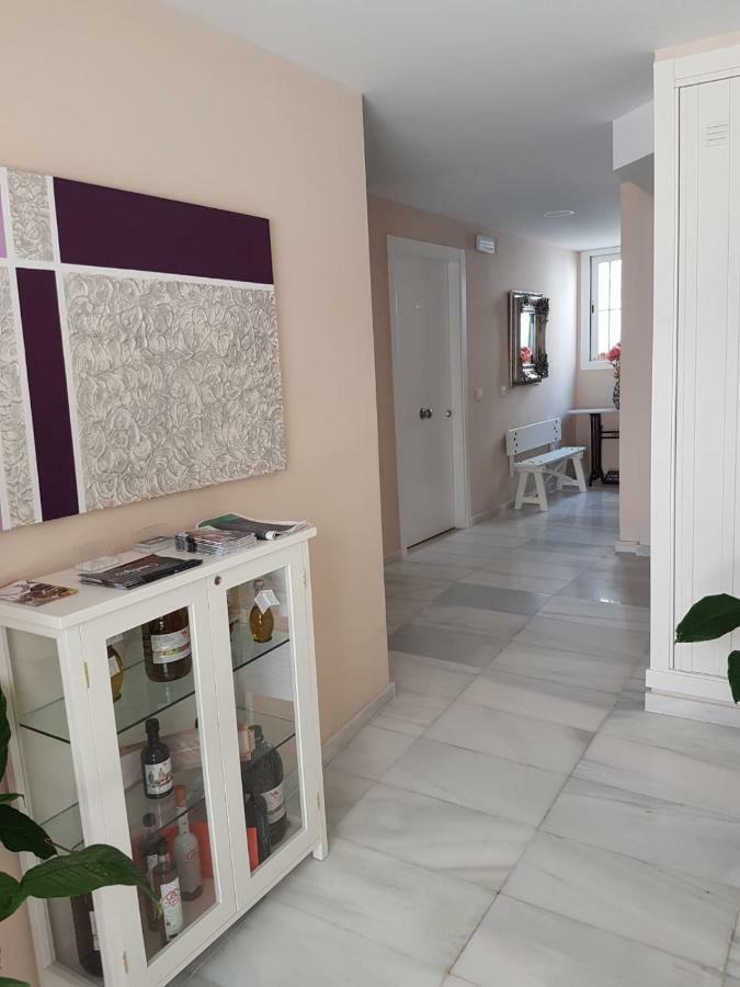 Apartamentos HELA Arjona Exteriör bild