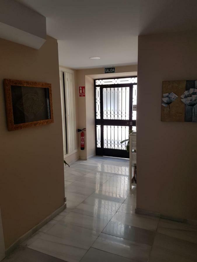 Apartamentos HELA Arjona Exteriör bild