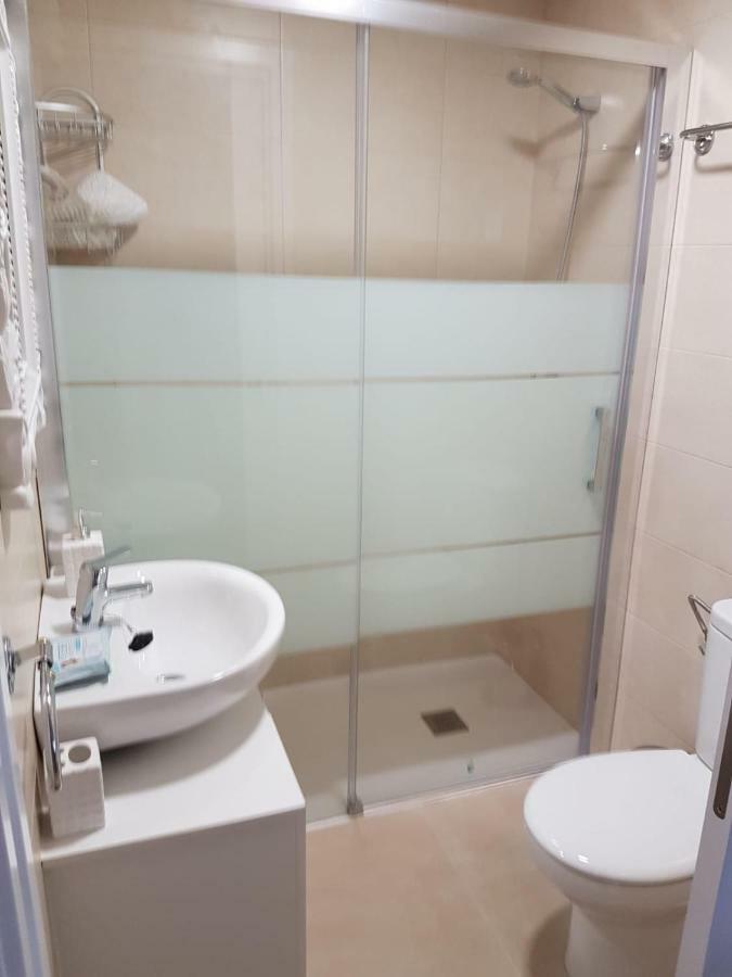 Apartamentos HELA Arjona Exteriör bild