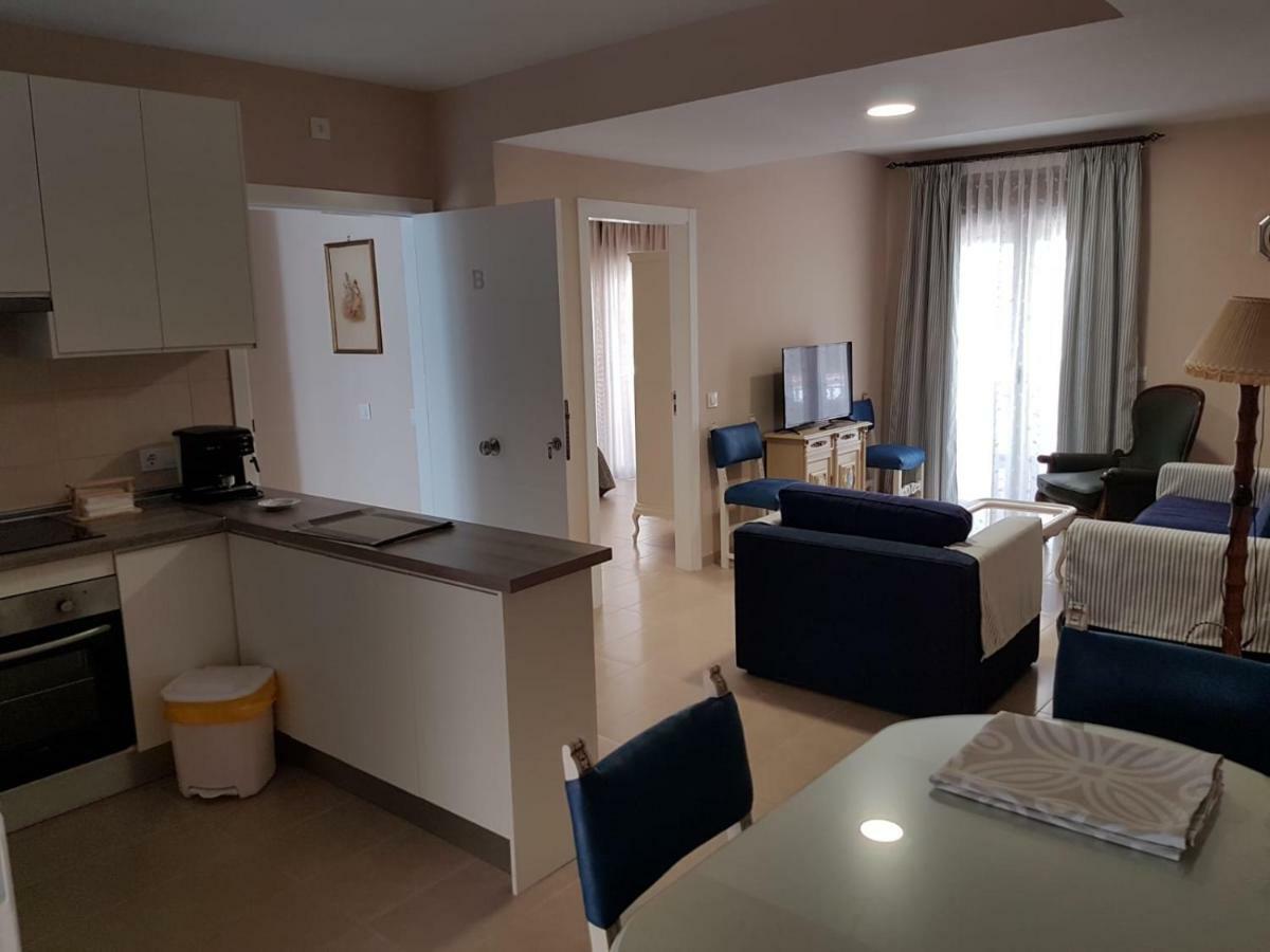 Apartamentos HELA Arjona Exteriör bild